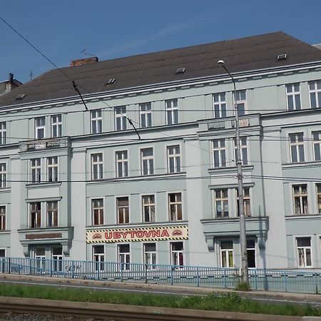 Ubytovna Pod Mostem Ostrava Bagian luar foto