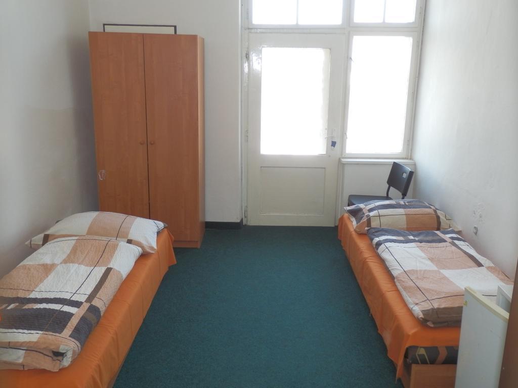 Ubytovna Pod Mostem Ostrava Bagian luar foto