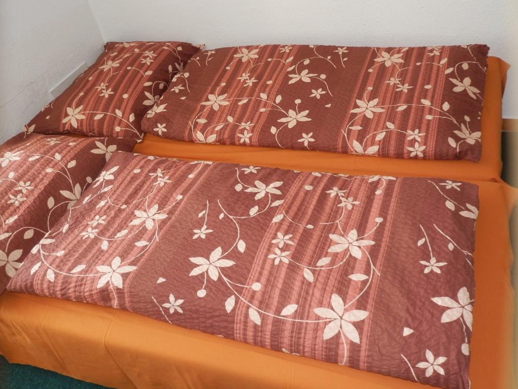 Ubytovna Pod Mostem Ostrava Ruang foto
