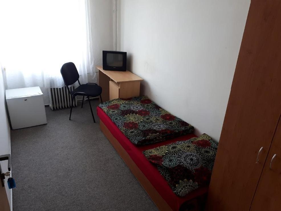 Ubytovna Pod Mostem Ostrava Bagian luar foto